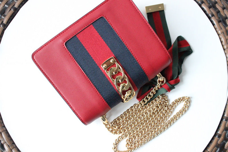 Gucci   Luxury Bags  1301