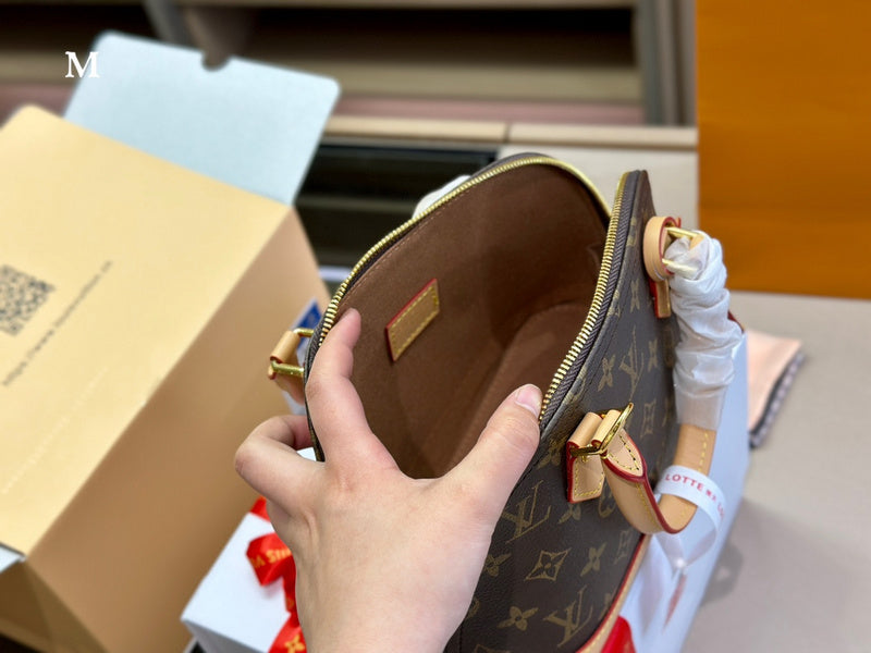 Alice bags - Louis Vuittons  - 15013