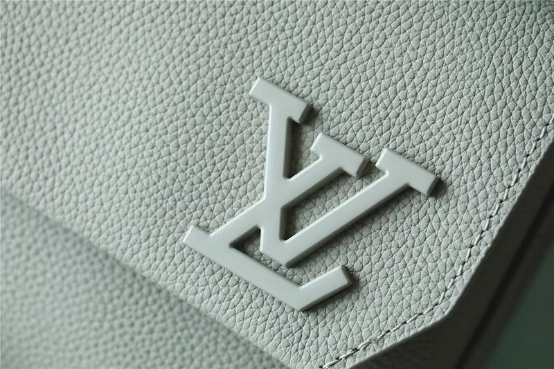 Alice bags - Louis Vuittons  - 9932
