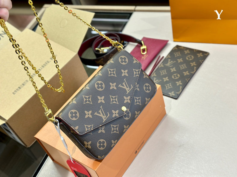 Alice bags - Louis Vuittons  - 15090