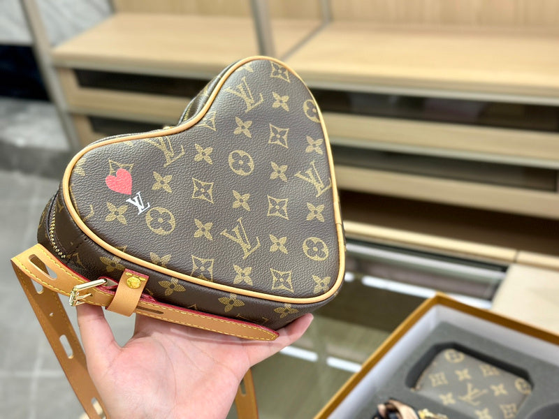 Alice bags - Louis Vuittons  - 14890