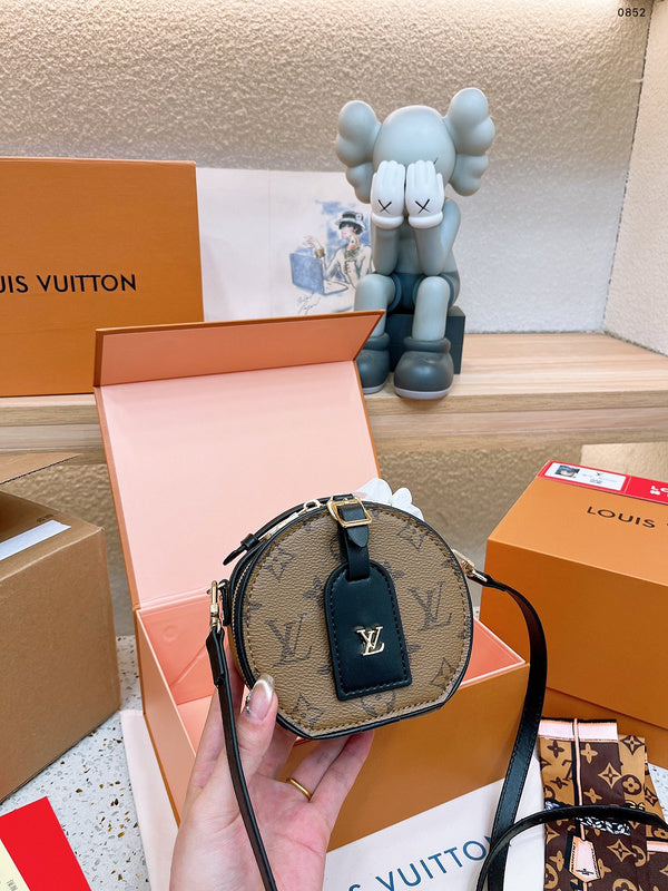 Alice bags - Louis Vuittons  - 15105