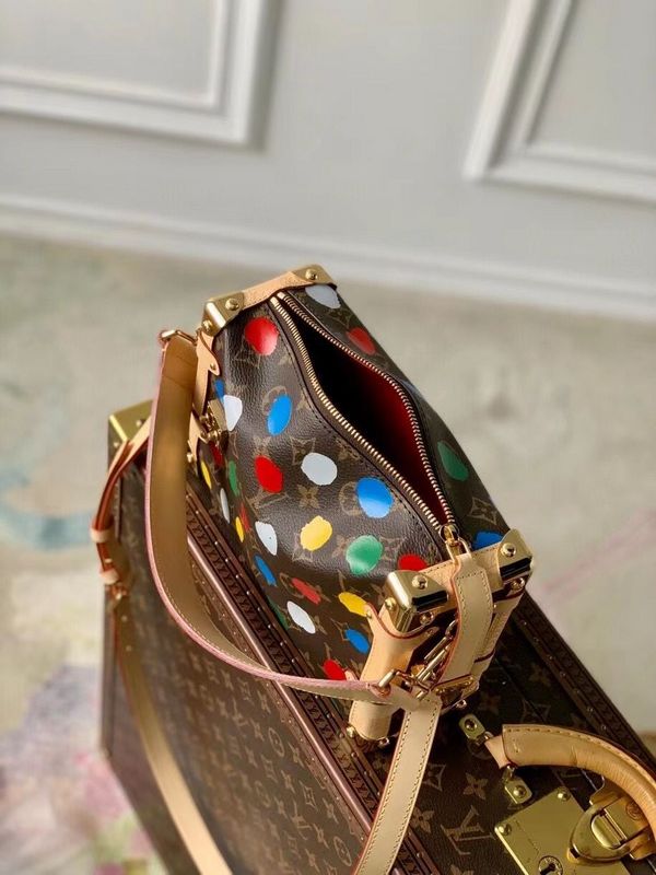 Alice Bags- Louis Vuittons  - 15969
