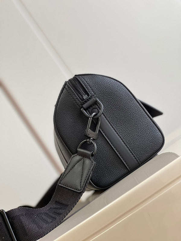 Alice Bags- Louis Vuittons  - 16134
