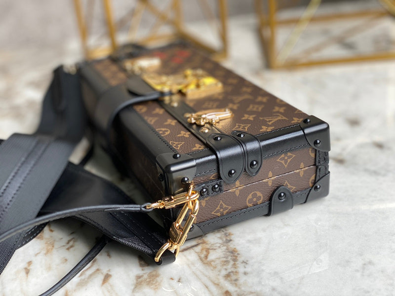 Alice bags- Louis Vuittons  - 16681