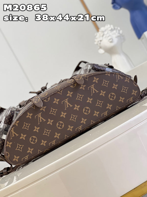 Alice Bags- Louis Vuittons  - 16008