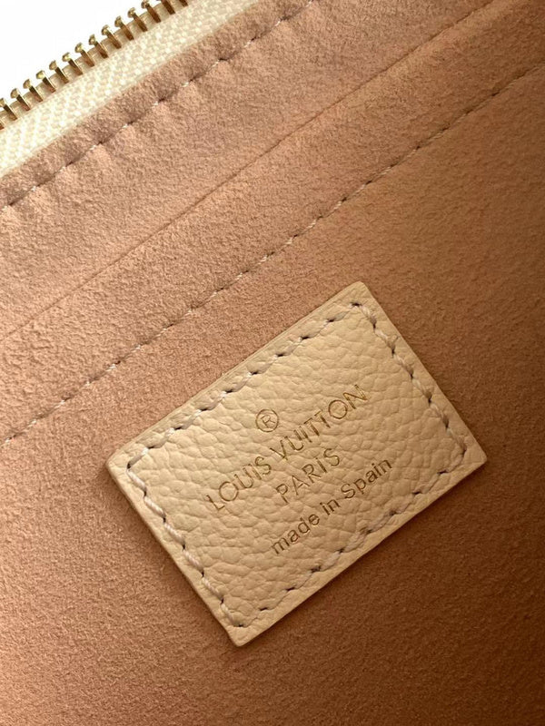 Alice Bags- Louis Vuittons  - 16446