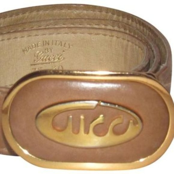 Gucci Vintage Brown Oval Cursive Logo