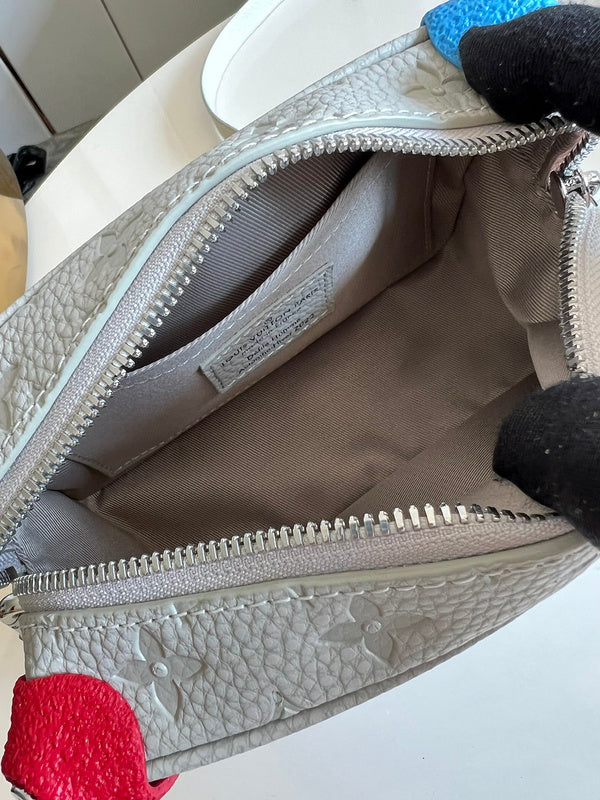 Alice Bags- Louis Vuittons  - 16254