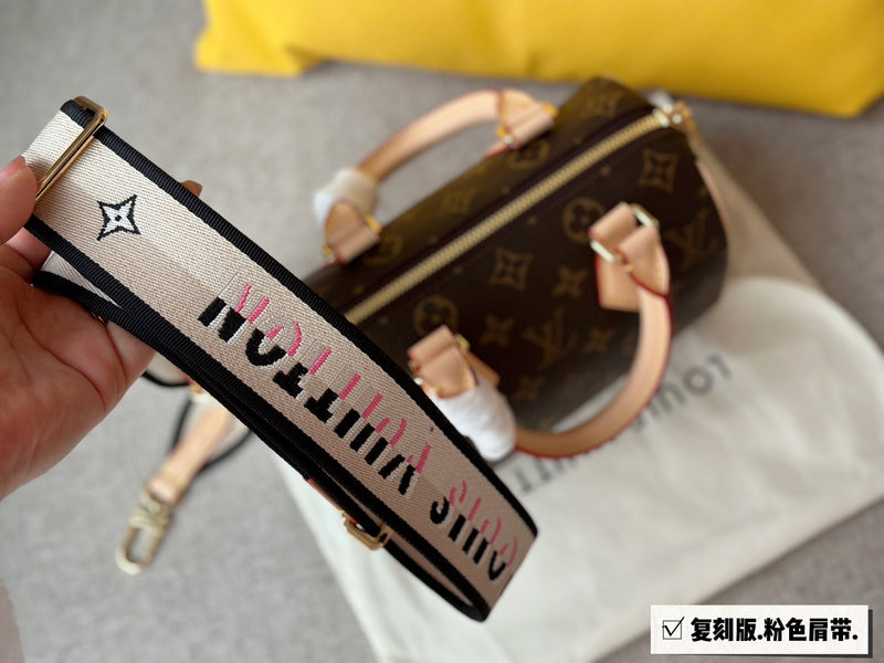 Alice bags - Louis Vuittons  - 15101