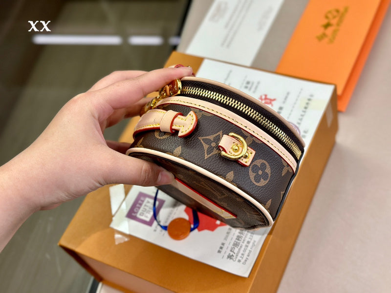 Alice bags - Louis Vuittons  - 15043