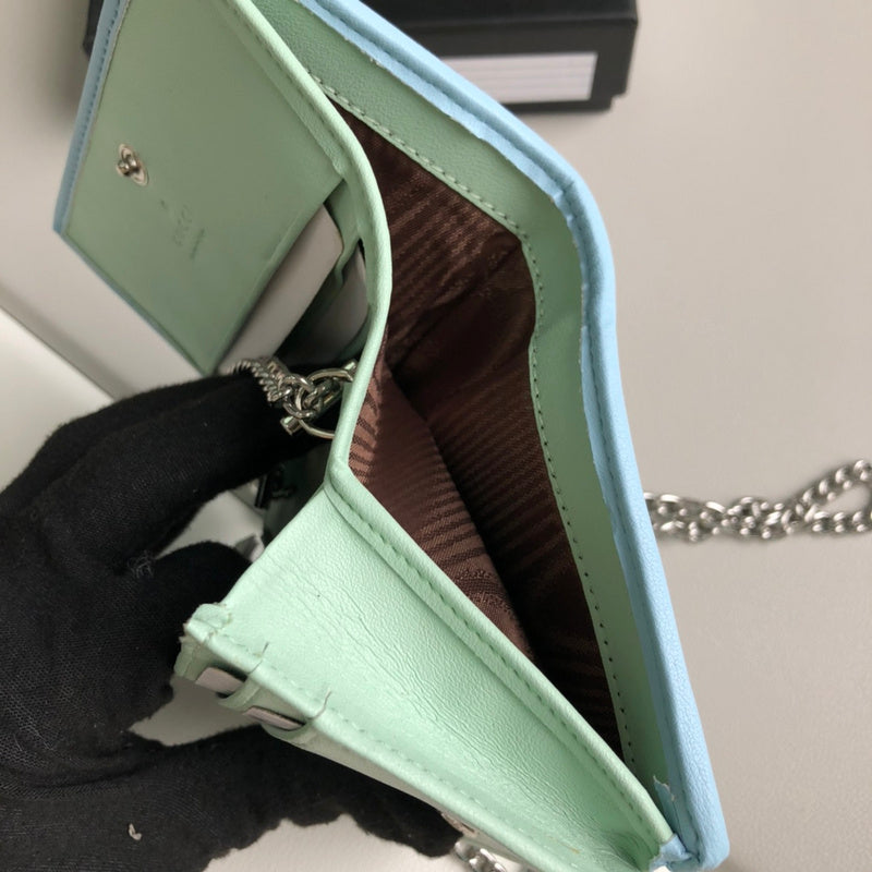Gucci   Luxury Bags  1372