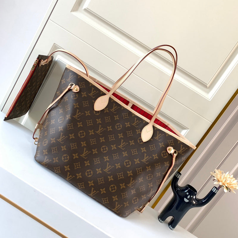 Alice Bags- Louis Vuittons  - 16297