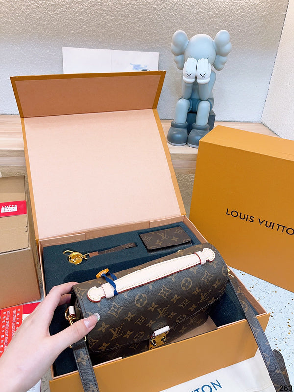 Alice bags - Louis Vuittons  - 14974