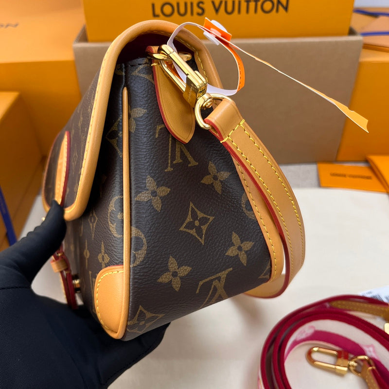 Alice bags - Louis Vuittons  - 15840