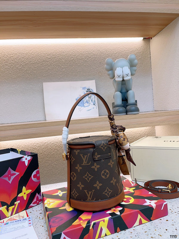 Alice bags - Louis Vuittons  - 14931