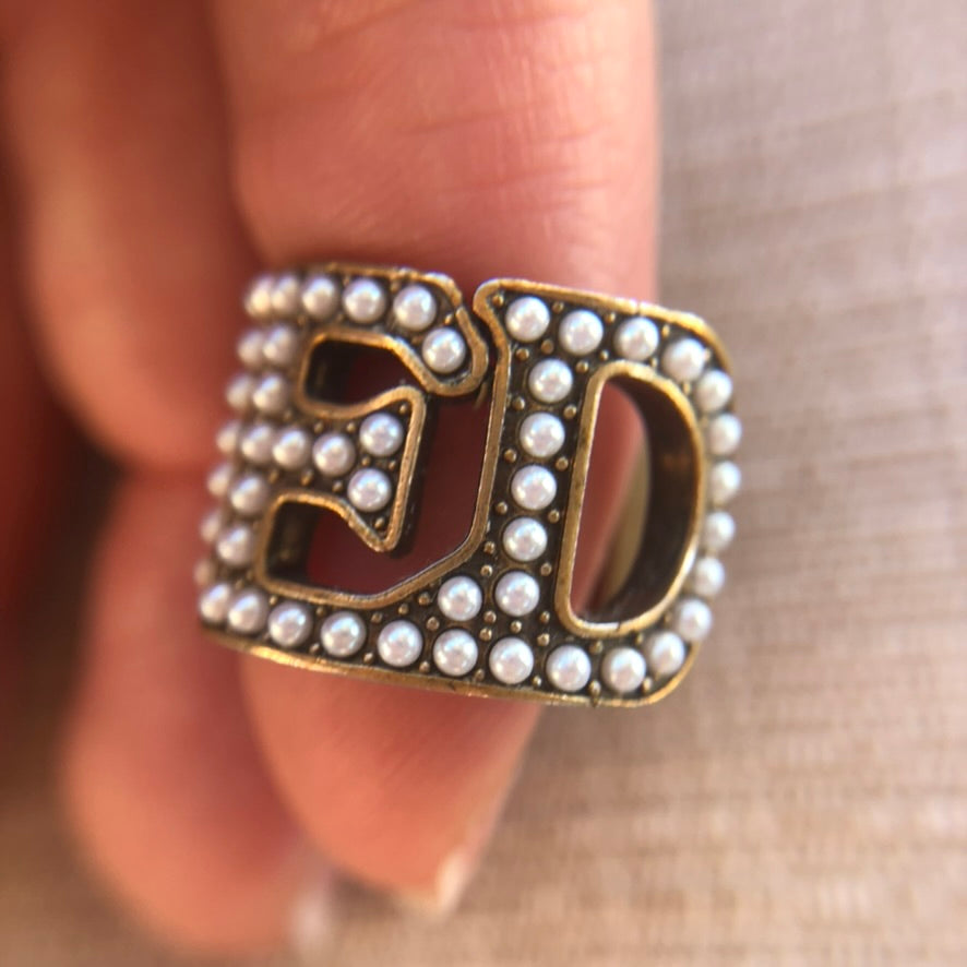 Gucci LOVED Pearl Ring