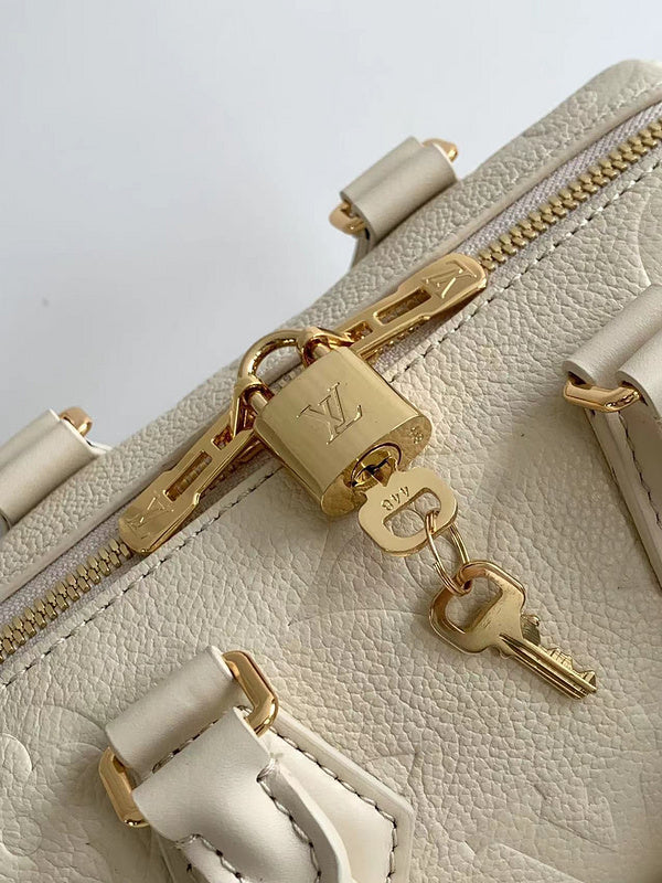Alice bags - Louis Vuittons  - 15287