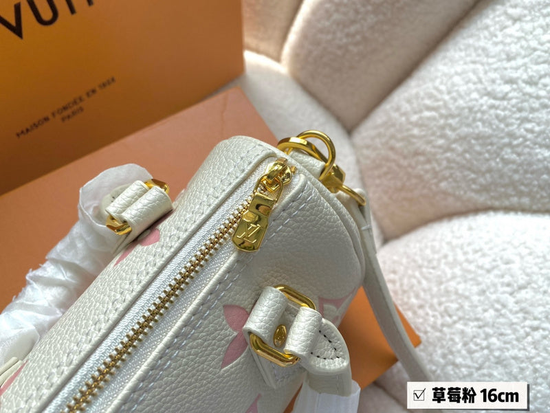 Alice bags - Louis Vuittons  - 14858