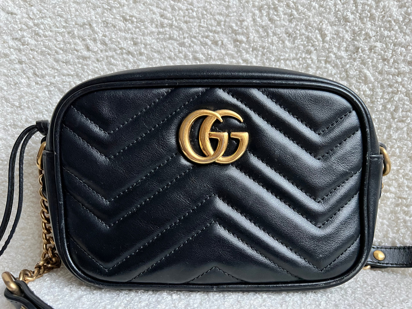 Gucci GG Black Marmont Mini Shoulder Bag (RRP £1,360)