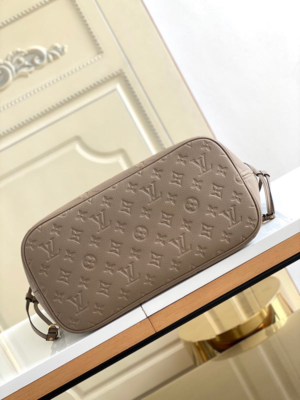Alice bags- Louis Vuittons  - 16816