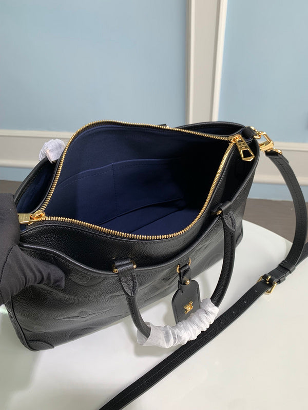Alice bags - Louis Vuittons  - 15409