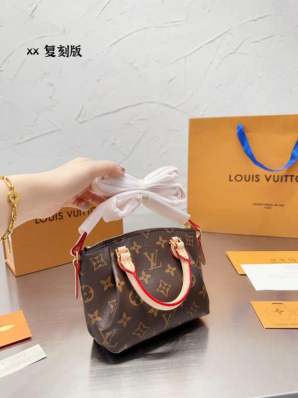 Alice bags - Louis Vuittons  - 14918