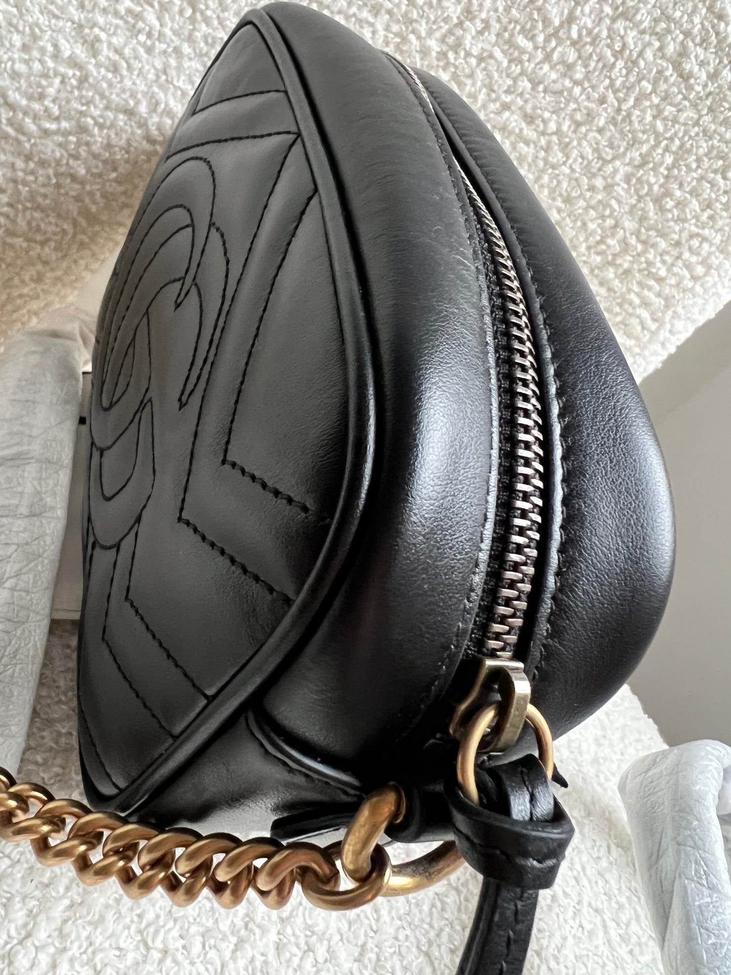 Gucci GG Black Marmont Mini Shoulder Bag (RRP £1,360)