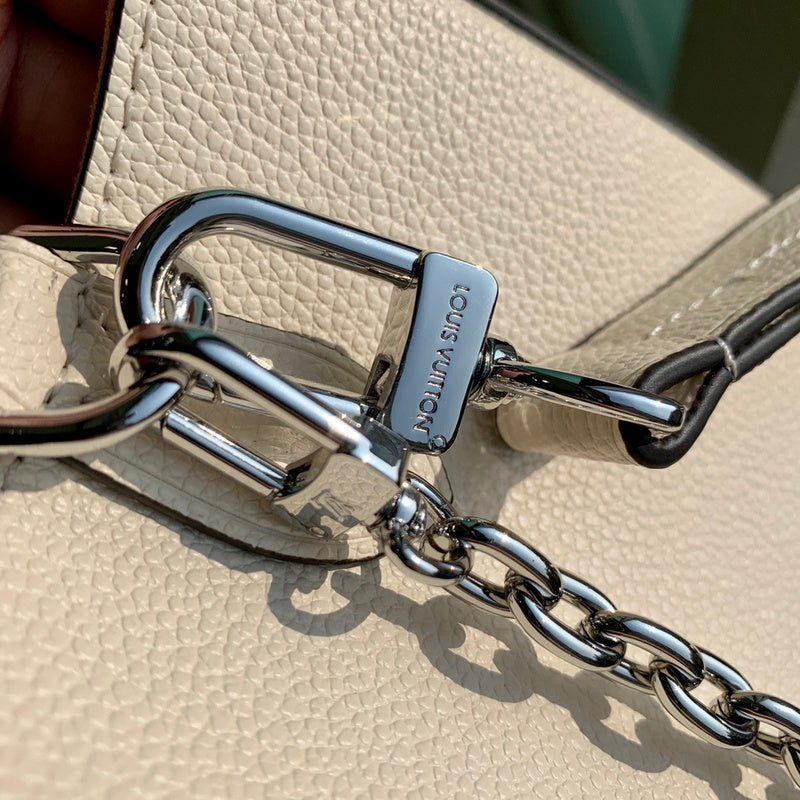 Alice Bags- Louis Vuittons  - 16744