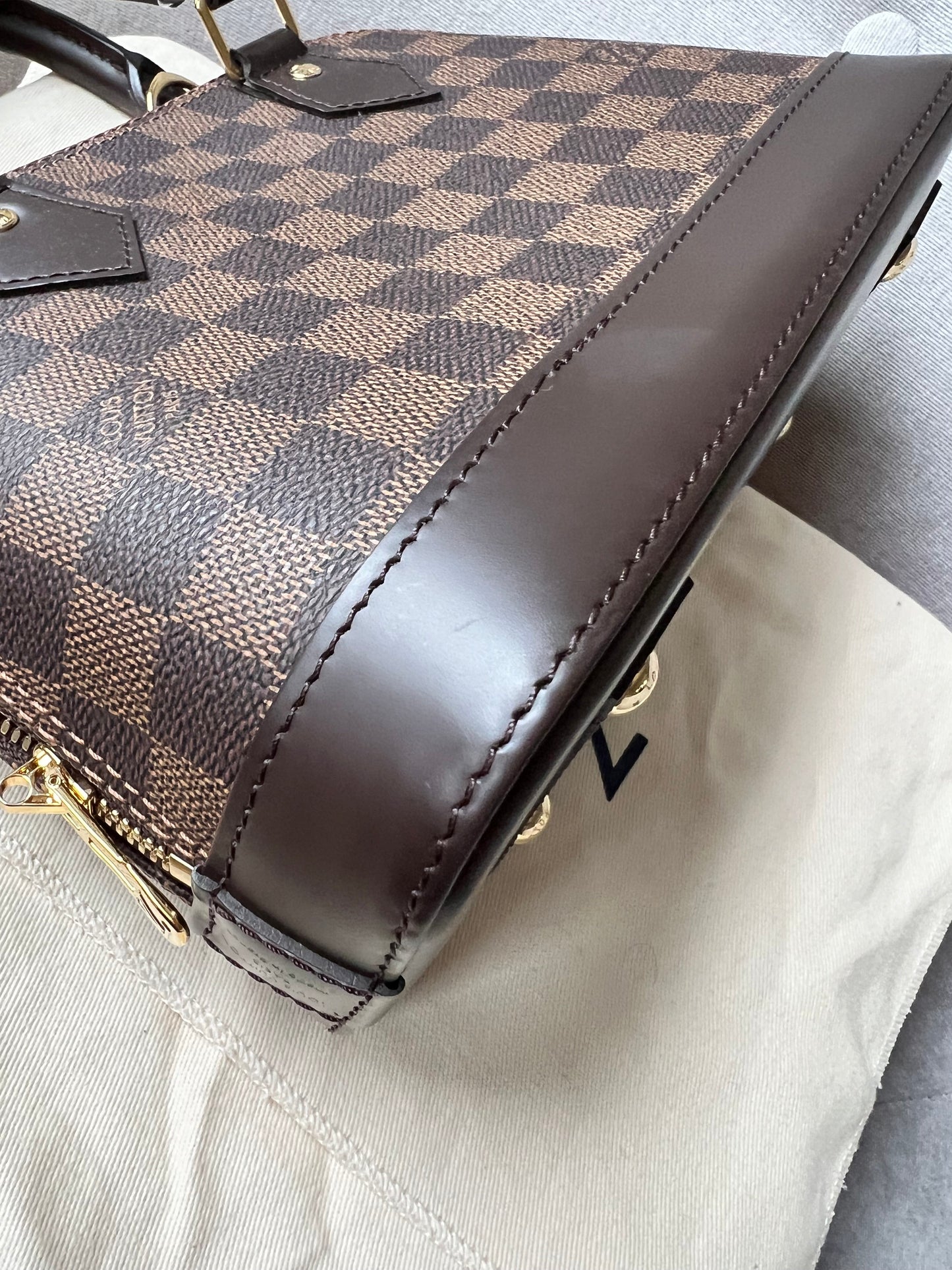 Louis Vuitton Alma BB Damier Ebene