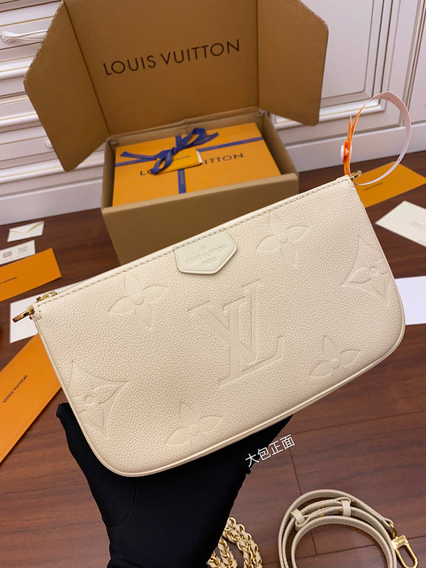 Alice Bags- Louis Vuittons  - 16291