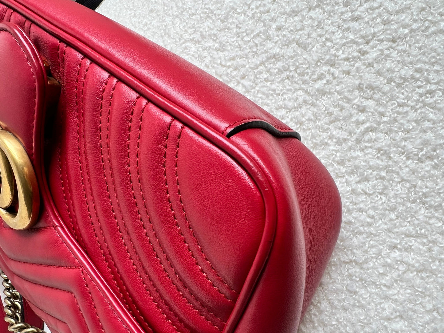 Gucci GG Hibiscus Red Marmont Small Shoulder Bag (RRP £2,070)
