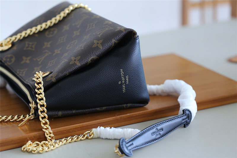 Alice bags - Louis Vuittons  - 7937