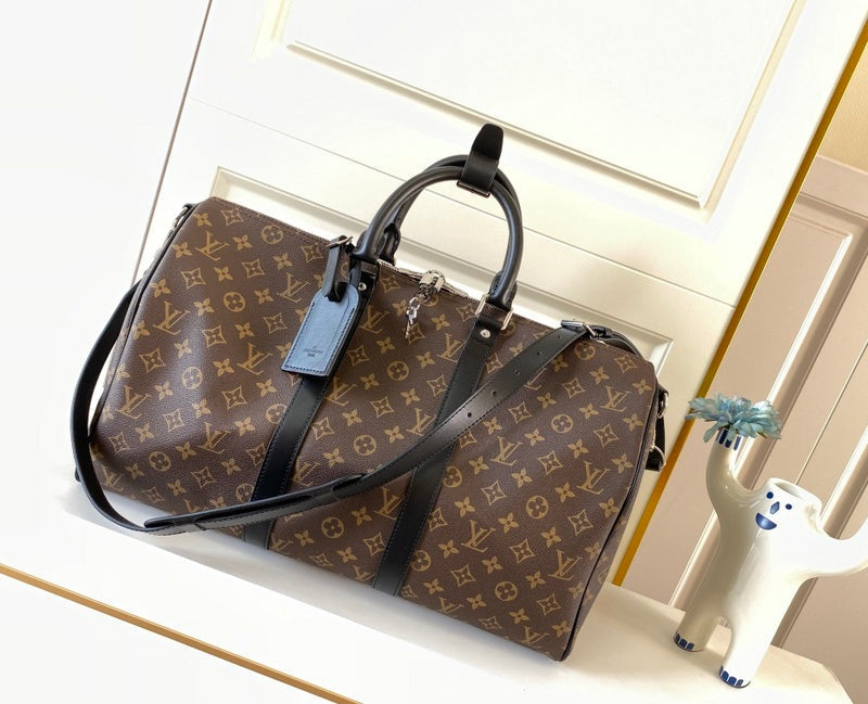 Alice Bags- Louis Vuittons  - 16608