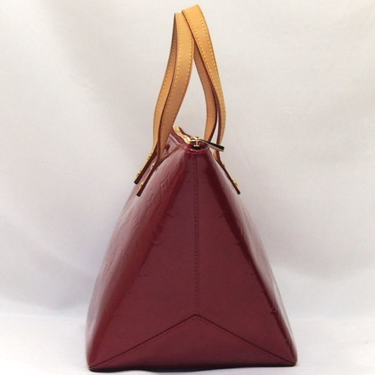 LOUIS VUITTON Bellevue Handbag