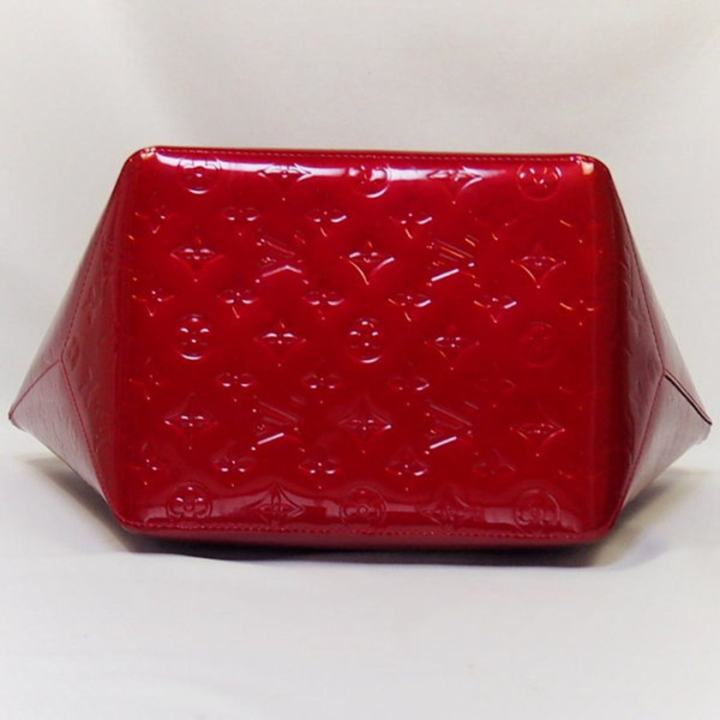 LOUIS VUITTON Bellevue Handbag
