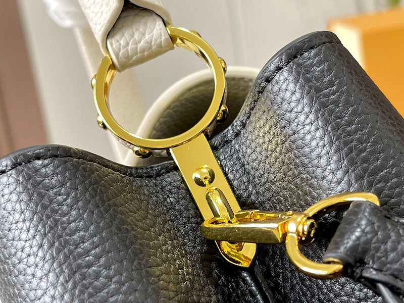 Alice Bags- Louis Vuittons  - 16017