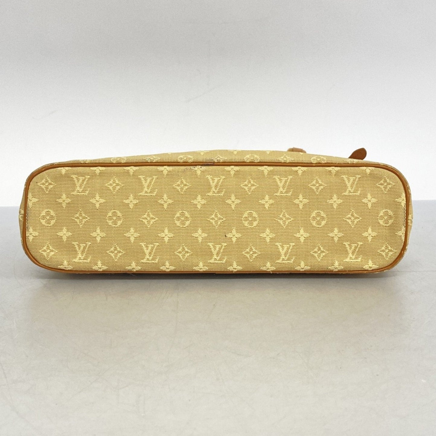 Louis Vuitton  Handbag