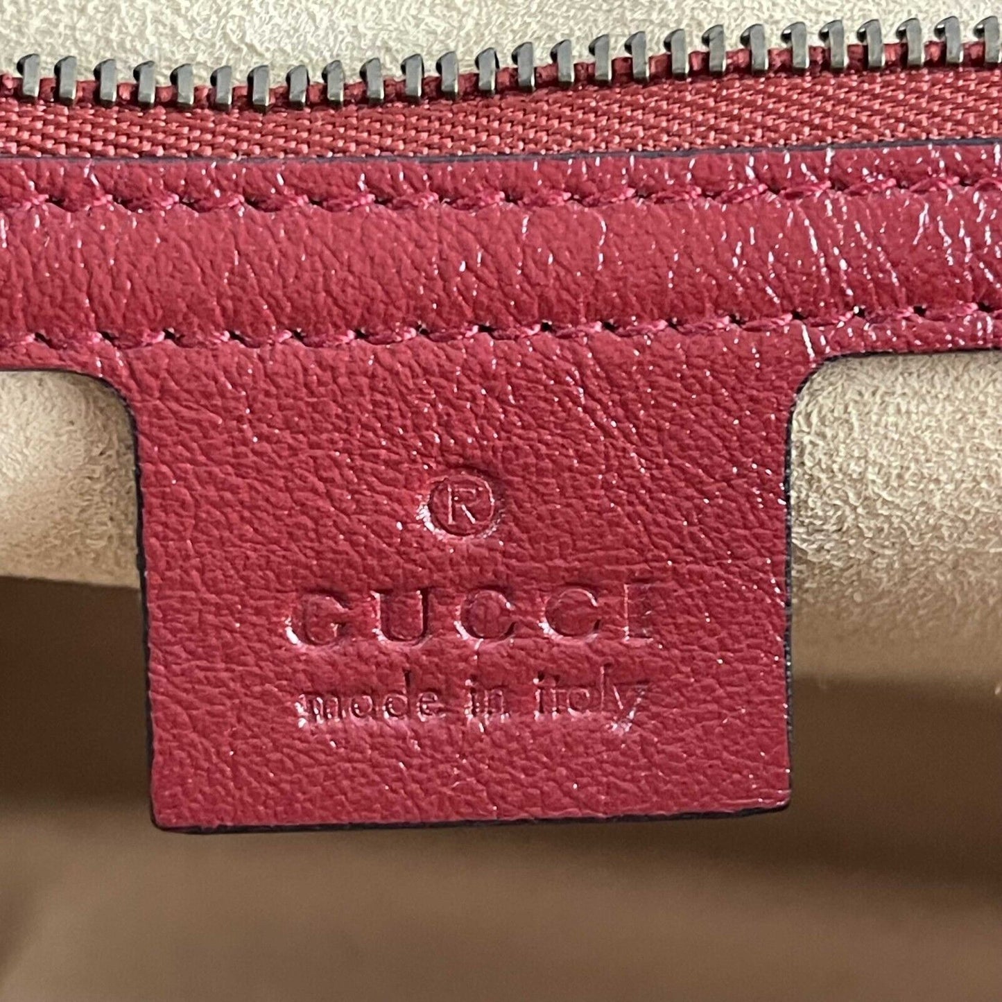 GUCCI GG Marmont Flap Diagonal Quilted Leather Small