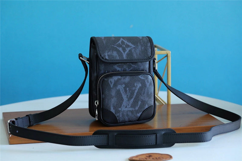 Alice bags - Louis Vuittons  - 10304