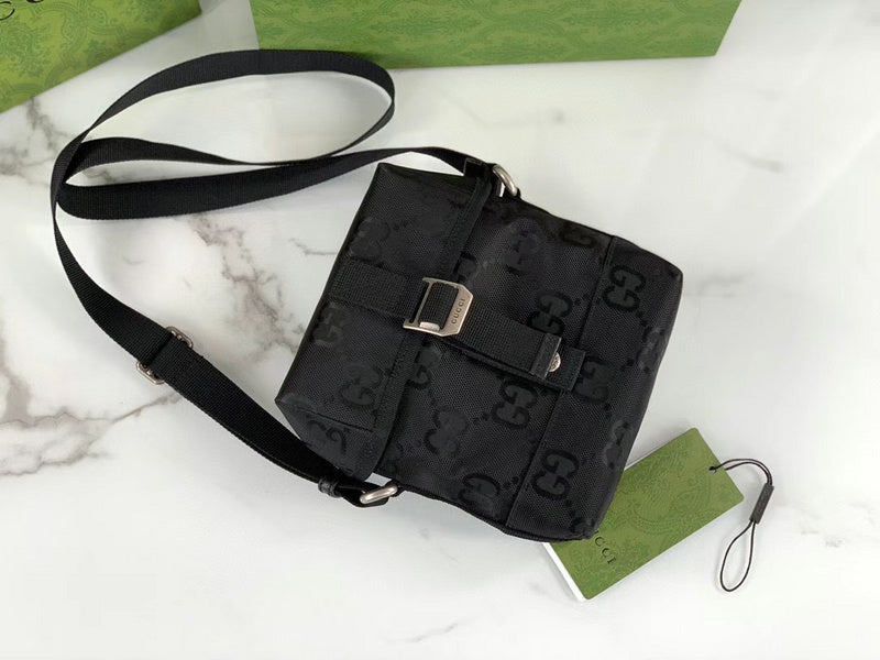 Gucci   Luxury Bags  1028