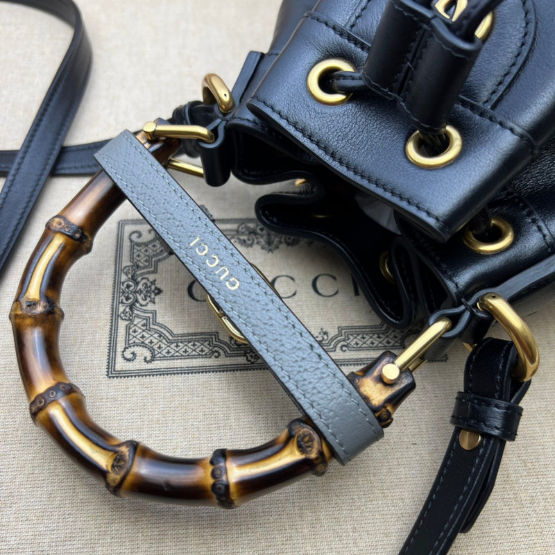 Gucci  Luxury -  Bags - 592