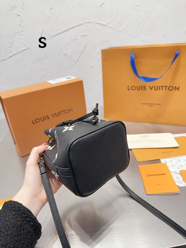 Alice bags - Louis Vuittons  - 15135