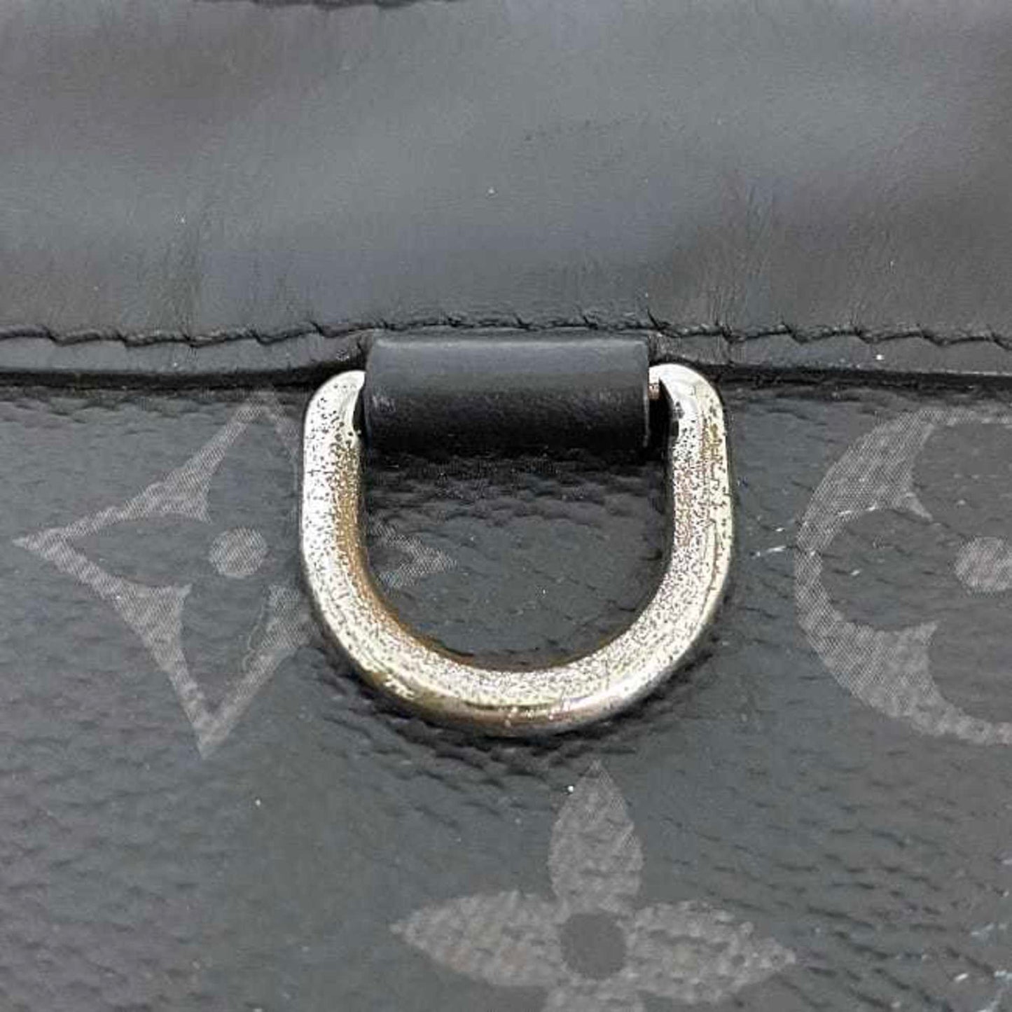 LOUIS VUITTON Discovery Clutch Bag