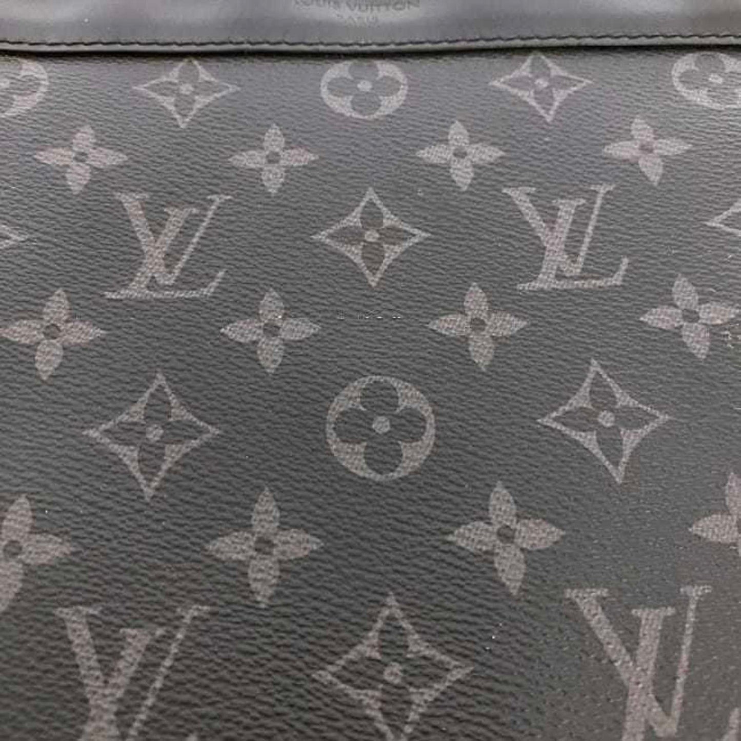 LOUIS VUITTON Discovery Clutch Bag