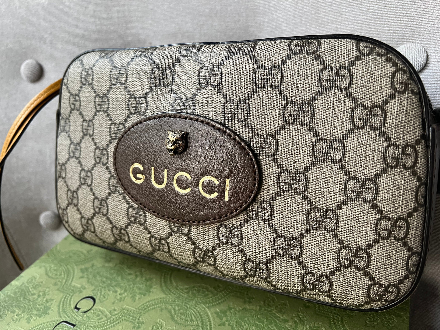 Gucci Neo Vintage GG Supreme Messenger Bag (RRP £1060)