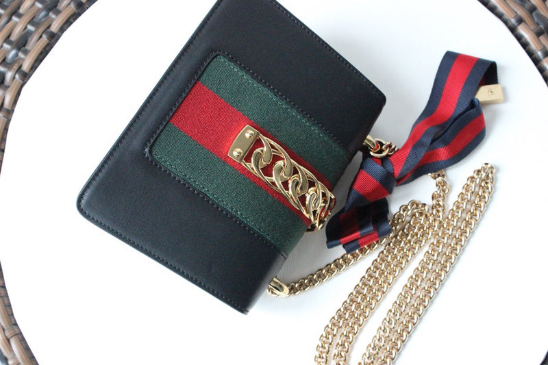 Gucci   Luxury Bags  1300