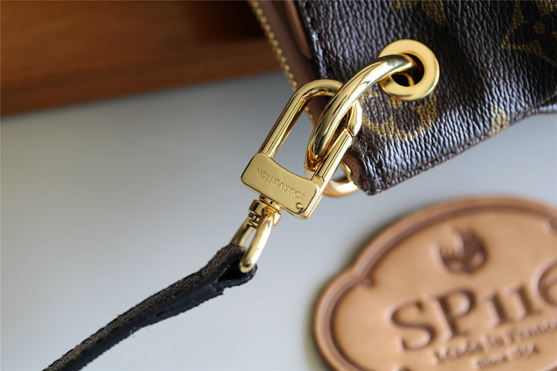 Alice bags - Louis Vuittons  - 7994