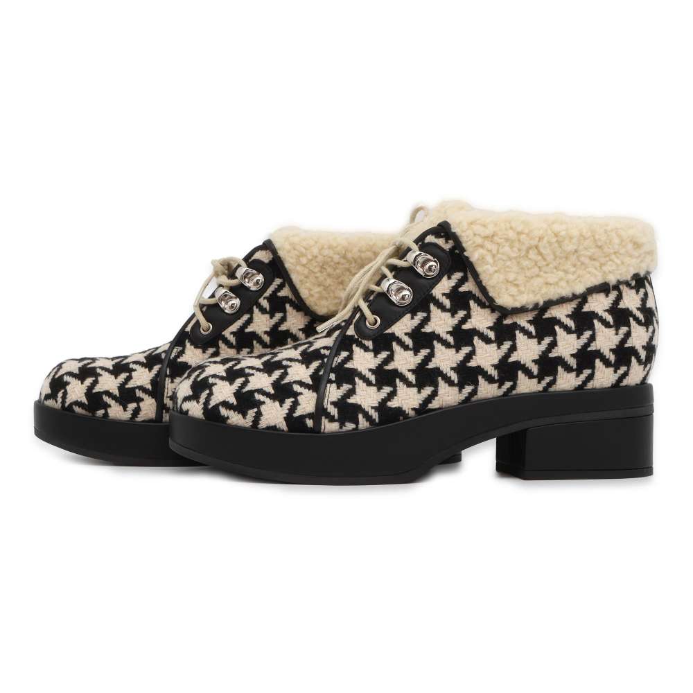 GUCCI Houndstooth Boots White/Black 591039 Wool Boa Size 37
