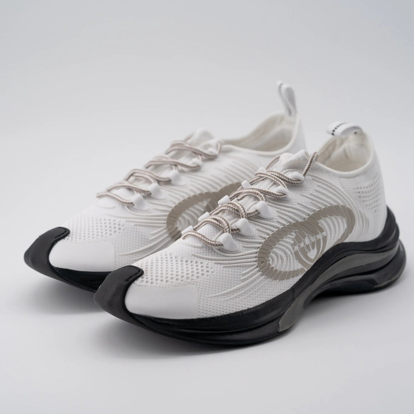Gucci mens runner sneaker